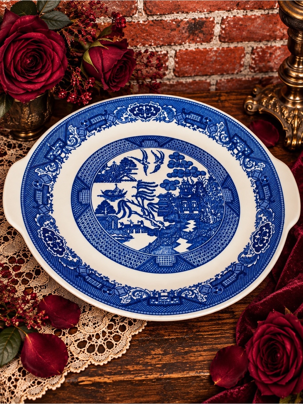 Vintage 1940s Royal China Blue Willow Ware ceramic 10” Cake Plate